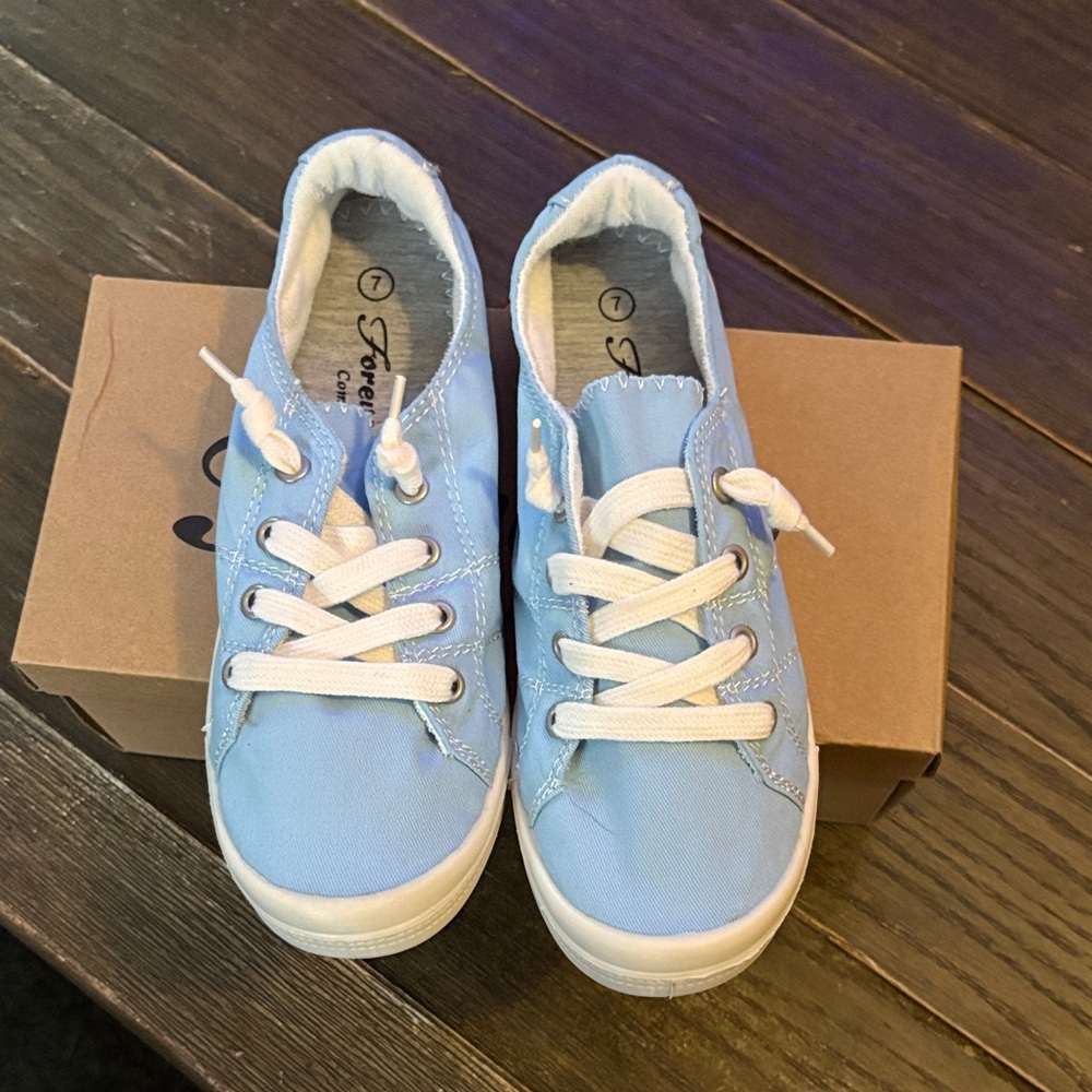Blue woman’s forever link Sneakers